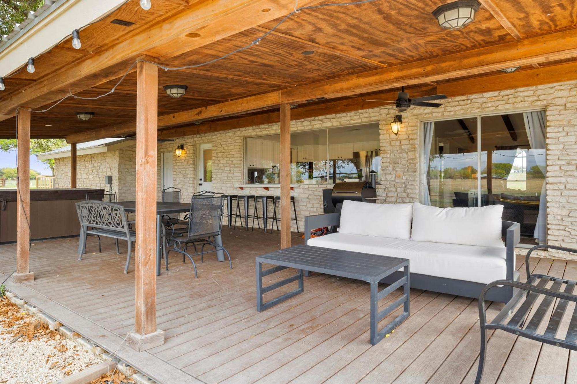 Farm Retreat With Jacuzzi, Fire Pit, Mini Goats, Mini Ponies And Mini Cows Villa San Marcos Bilik gambar